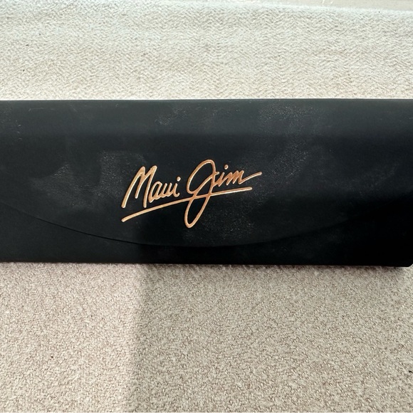 Maui Jim Clear Frame Sunglasses with Blue Lenses - Picture 5 of 7